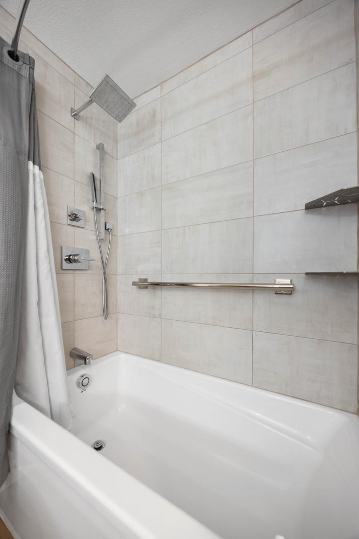 gallery-image-6A8050