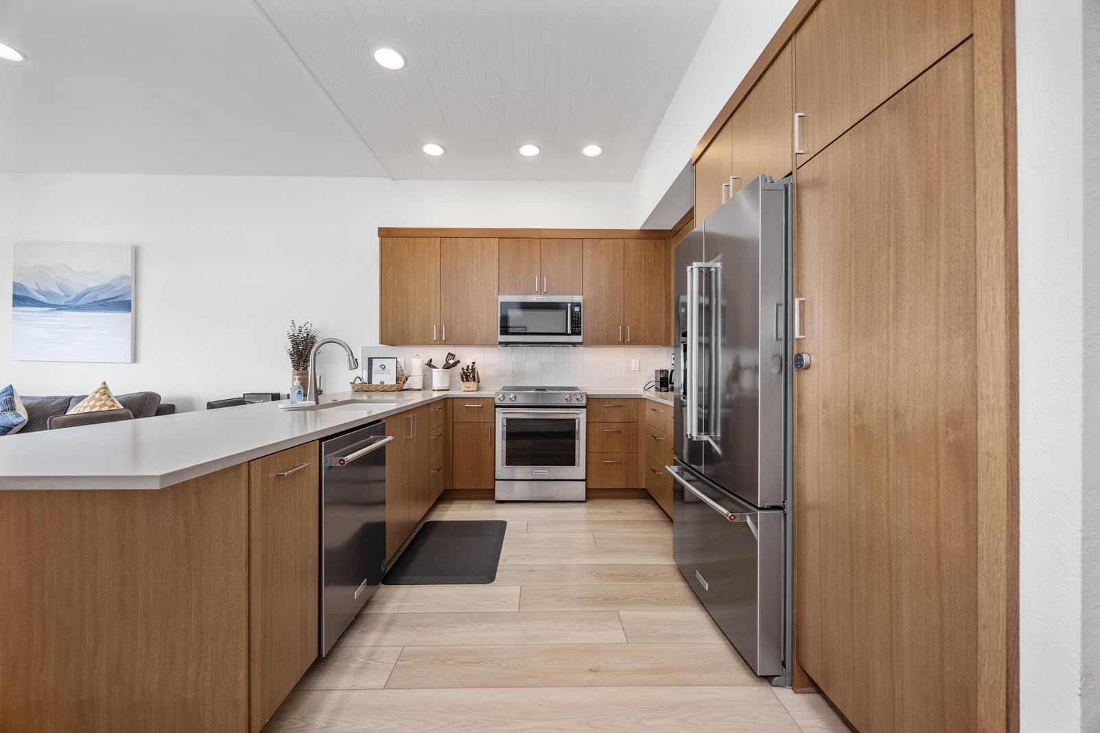 gallery-image-6A8058