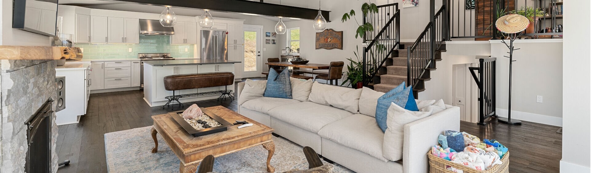 Custom Home Builder & Remodeling Contractor